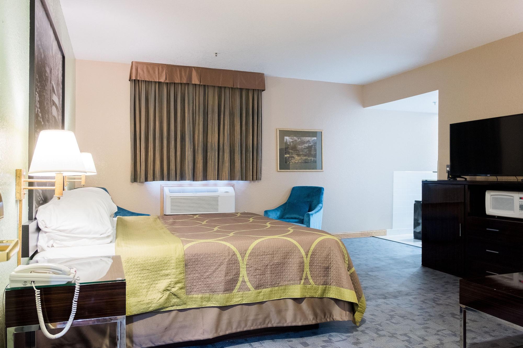 Super 8 By Wyndham Uniontown Pa Hotel Екстериор снимка