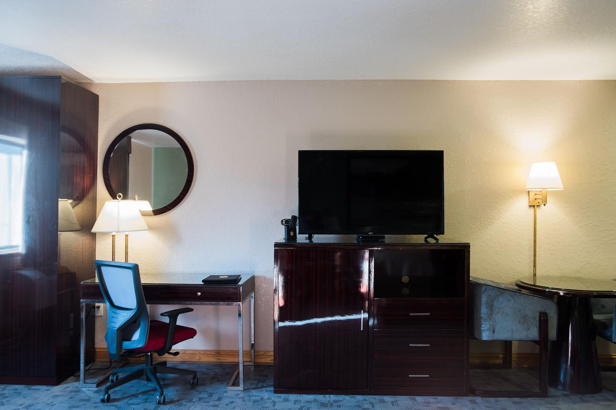 Super 8 By Wyndham Uniontown Pa Hotel Екстериор снимка