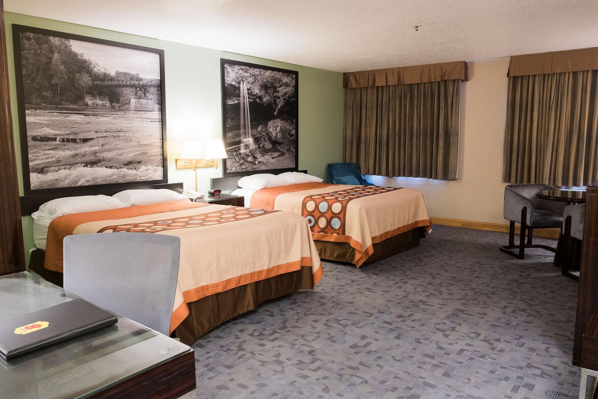 Super 8 By Wyndham Uniontown Pa Hotel Екстериор снимка
